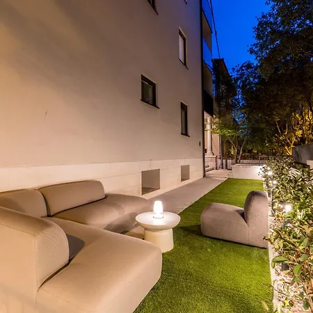 Marevola Grand Penthouse Apartament *